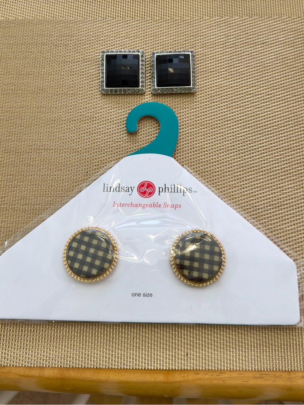 Set of 2 Lindsay Phillips Snaps for Shoes Black
